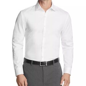 Men’s slim fit dress shirt